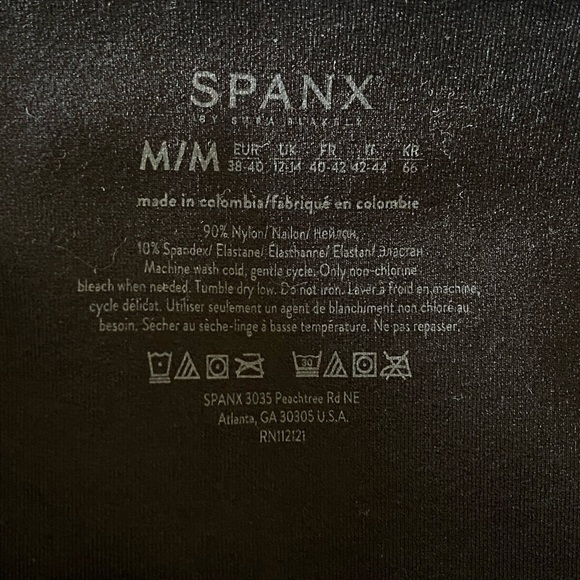 SPANX Women's Everyday
Shaping Panties Mid-Thigh Short 10149R Size Medium Black - Picture 4 of 6